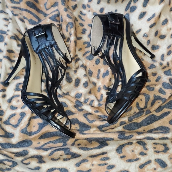 Cole Haan Verona  Nike Air T-Strap 4"Heels - Picture 7 of 13